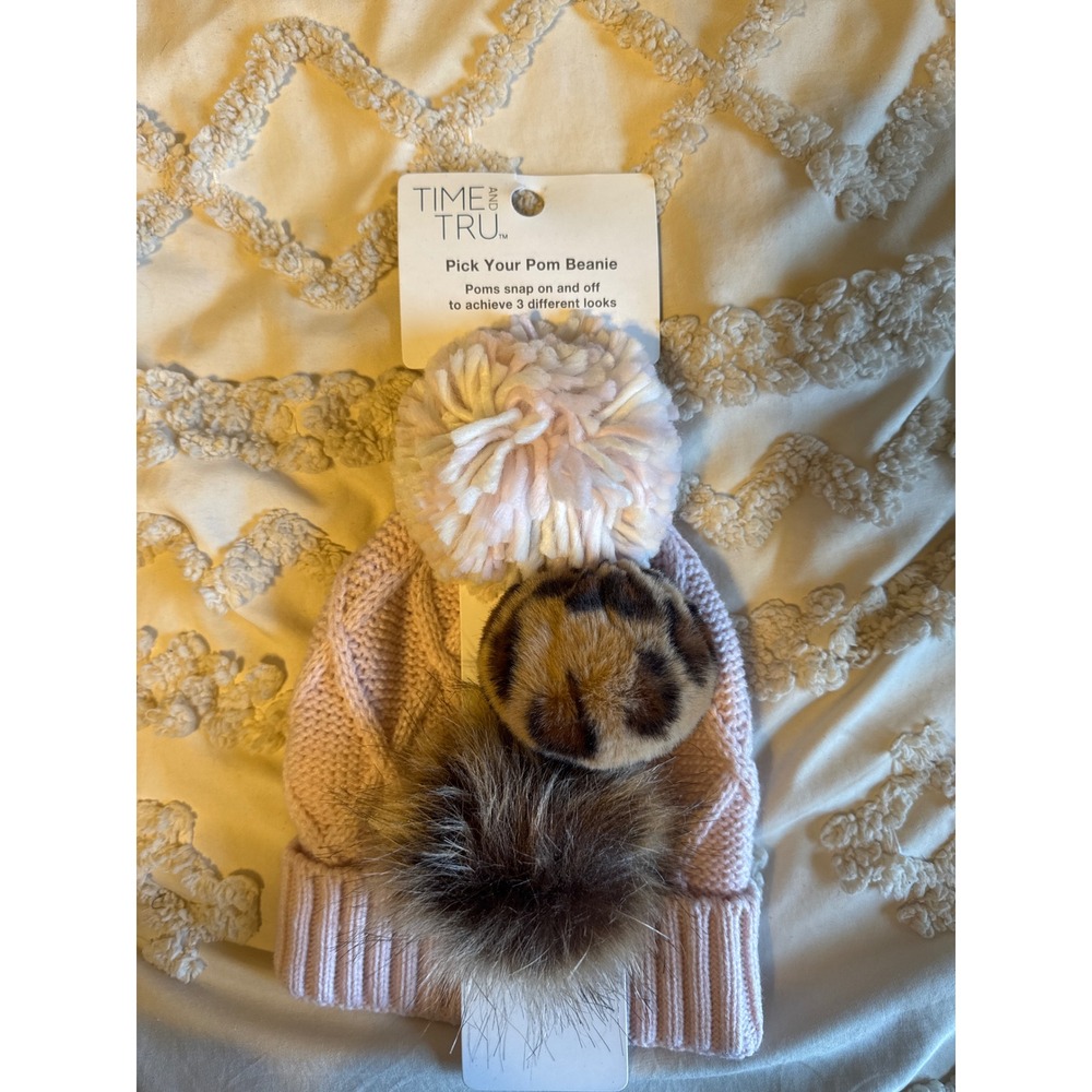 Time and Tru Girls Pink Diamond Stitch Beanie w/ 3 Interchangeable Snap On Poms